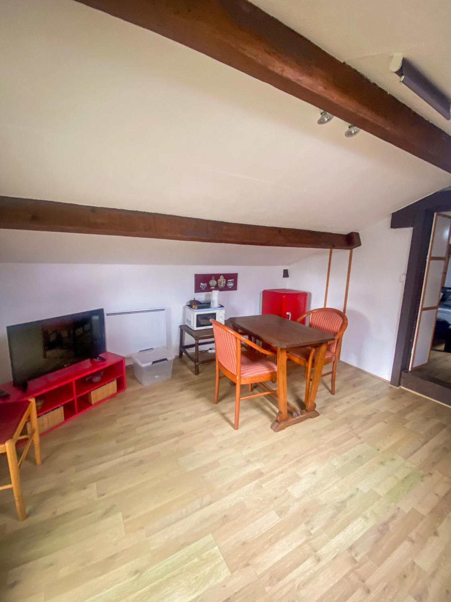 Ryokan Lankana Exideuil-sur-Vienne Екстер'єр фото